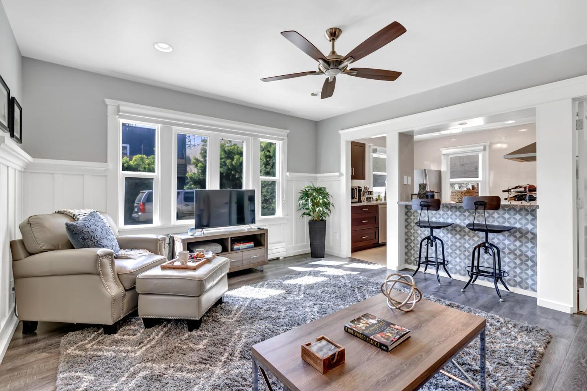East Village Apartments Long Beach Bagian luar foto